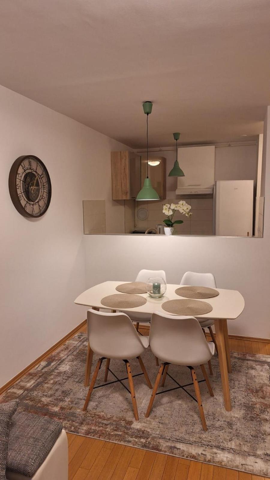 Apartman Lory, Zagreb, Downtown, With Own Parking In The Garage Exterior photo
