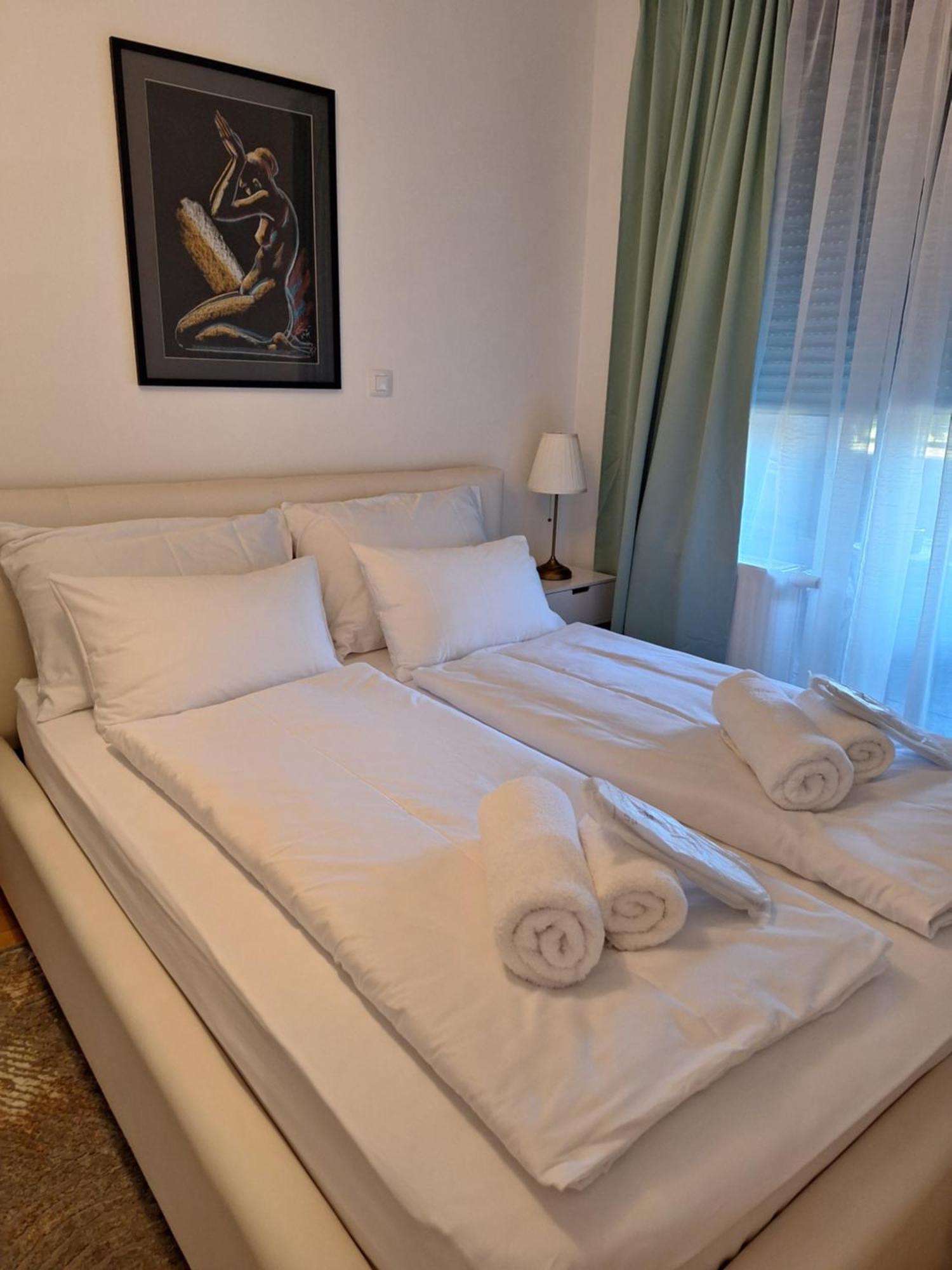 Apartman Lory, Zagreb, Downtown, With Own Parking In The Garage Exterior photo